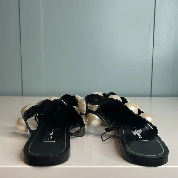 Zara Basic Collection Black Leather Mules w/ Pearl Accent Straps. Size 39. NWOT. - Picture 6 of 15